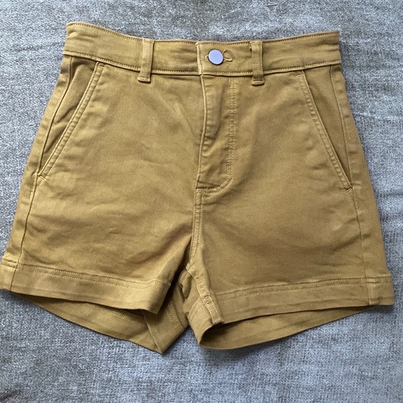 Everlane Pants - Everlane shorts